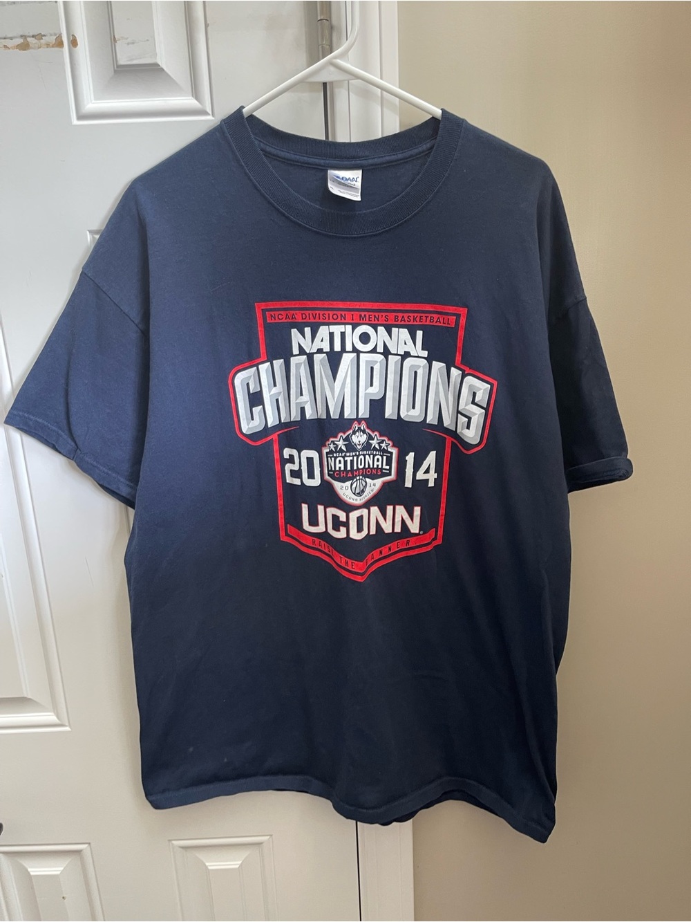 Vintage UConn National Champions 2014 T-Shirt. Size XL. New and unworn